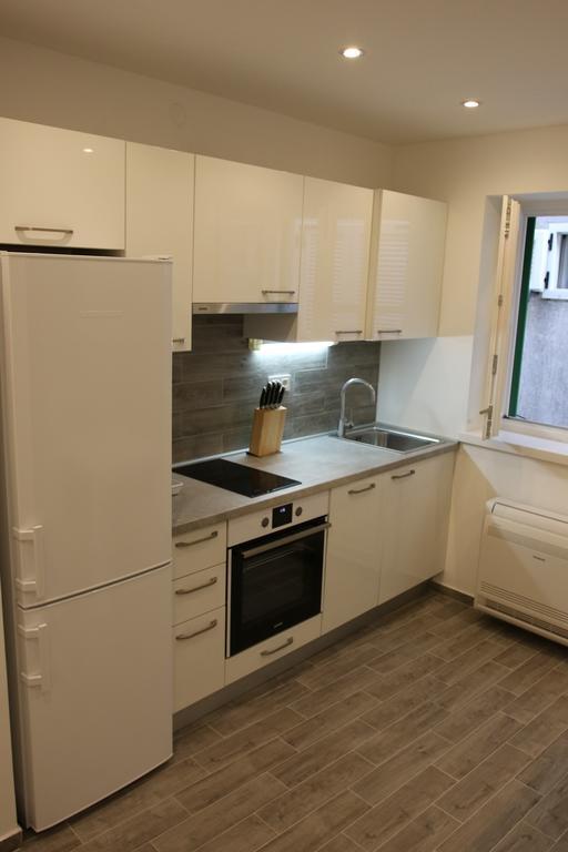 Centar Vodice Apartmani Habitación foto
